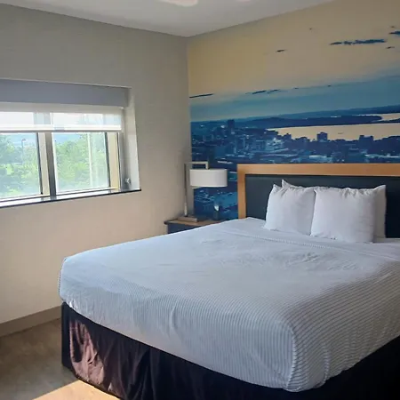 Cambria Hotel Madison East-3
